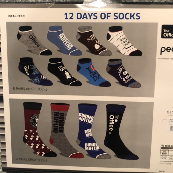 THE OFFICE 12 Days of Socks +Dunder Mifflin’s Michael G. Scott figure + decals!! - Picture 5 of 7